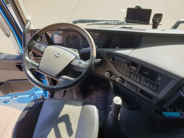 Volvo FH 500 6x4 nyergesvontató – 6. kép