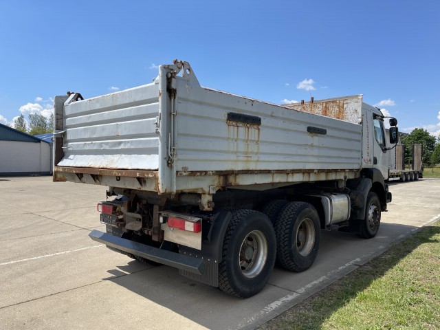 Renault Kerax 420 billenős teherautó – 3. kép