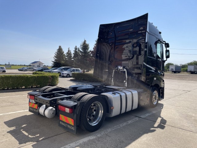 Renault T520 nyergesvontató – 3. kép