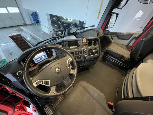 Renault T480 6x2 nyergesvontató – 5. kép