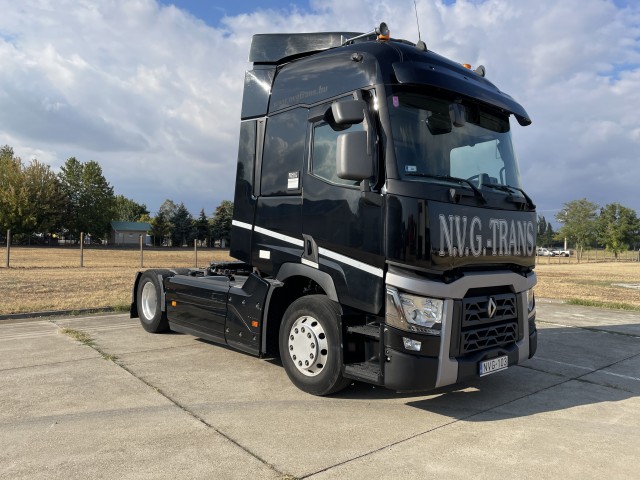 Renault T520 // Hidraulika // 1. tulajdonos nyergesvontató – 2. kép