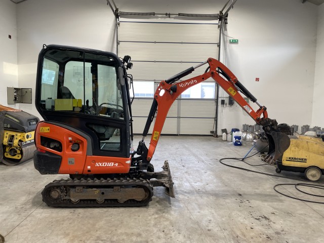 Kubota KX018-4 minikotró – 5. kép